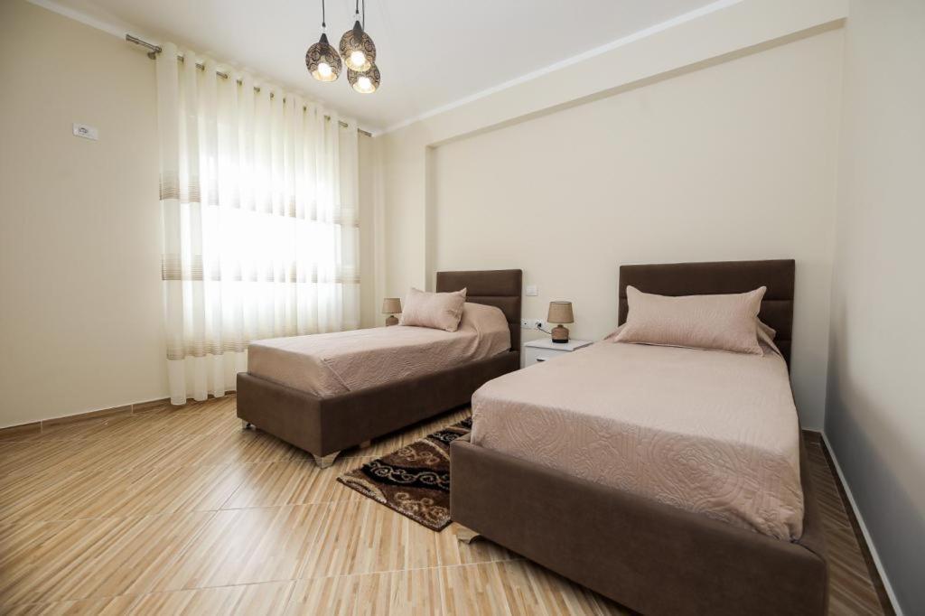 Valbona Apartament's 2 * Vlore